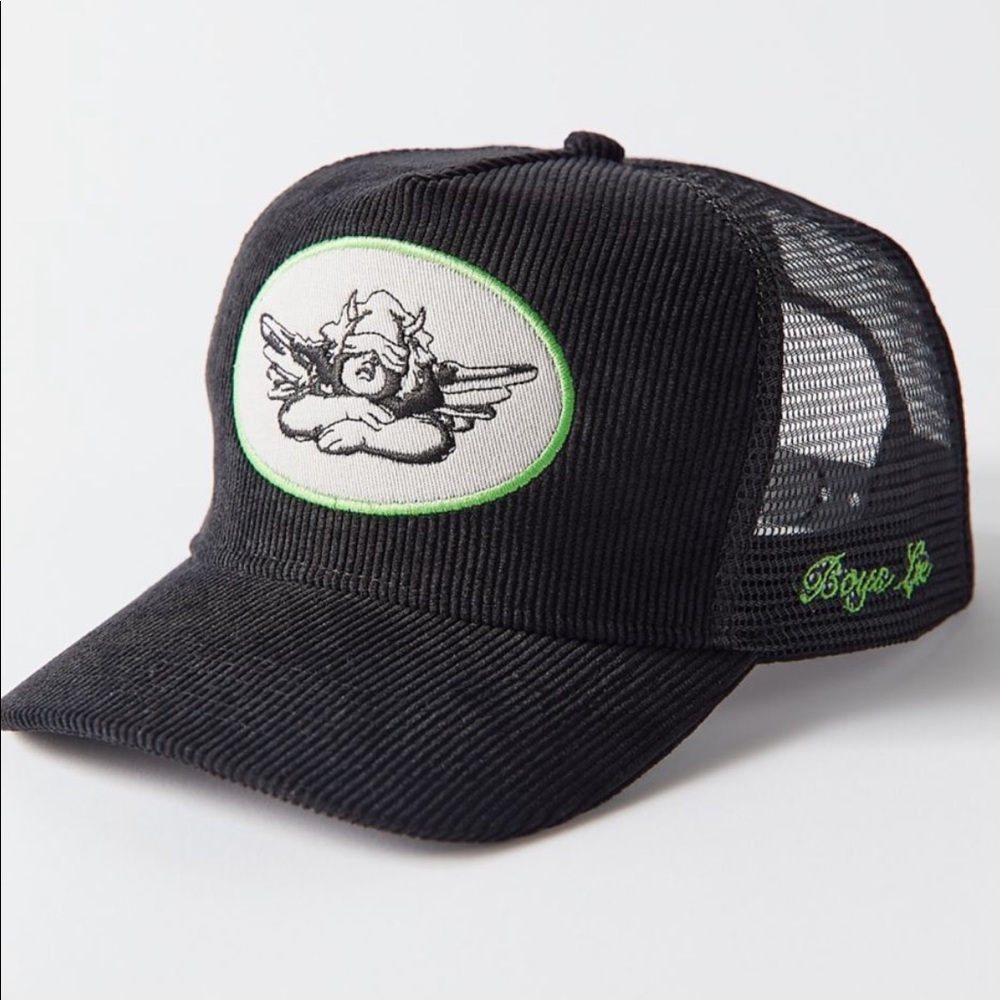 NWOT Boys Lie trucker hat